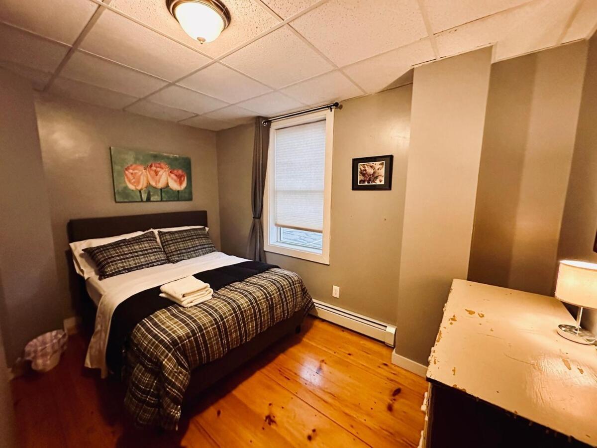 1 Bedroom Downtown * Portland