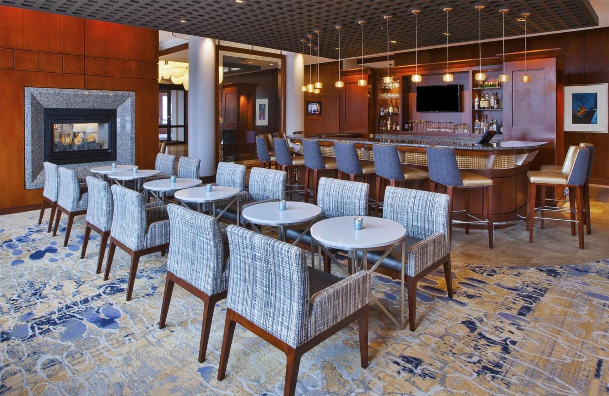 Hilton Garden Downtown Waterfront