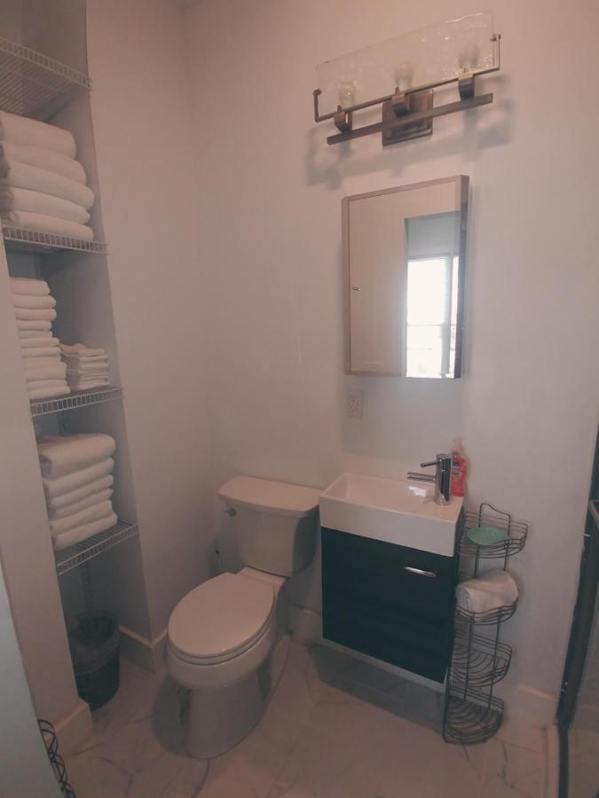 East Bayside/ Munjoy - Charming Downtown Escape Apartment *