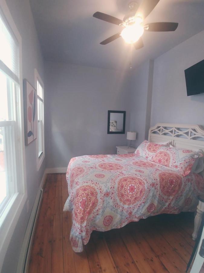 Apartment East Bayside/ Munjoy - Charming Downtown Escape *