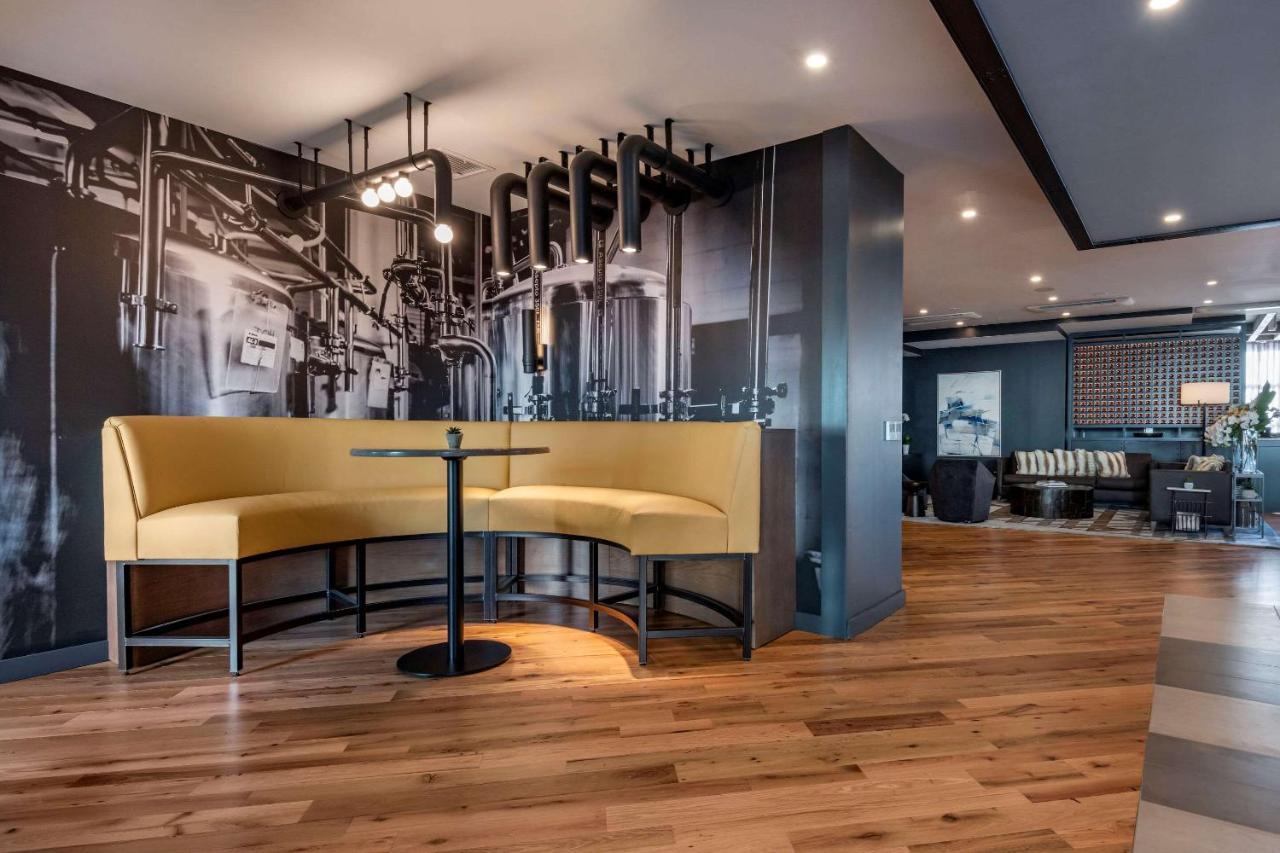 Cambria Downtown Old Port Hotel 3*