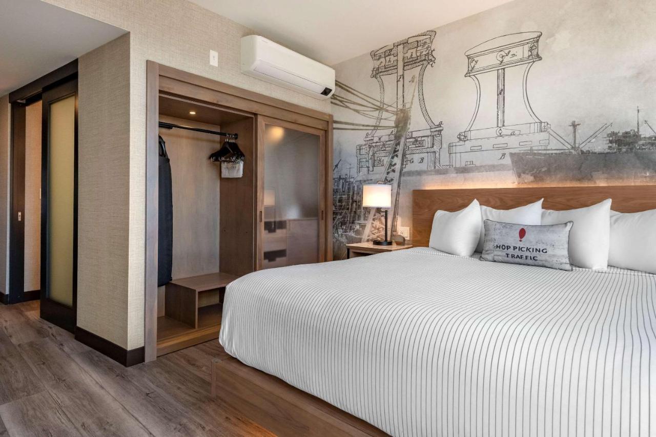 Hotel Cambria Downtown Old Port 3*