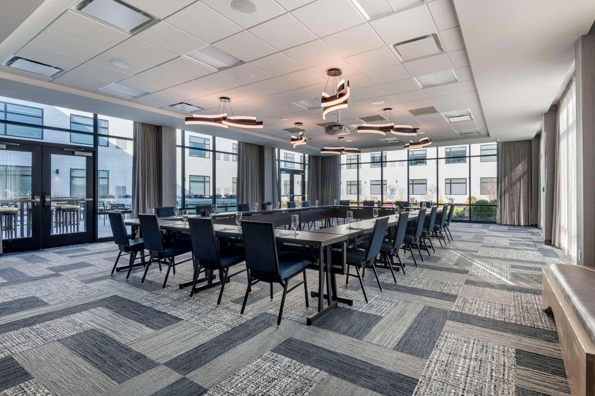 Cambria Downtown Old Port 3* Portland